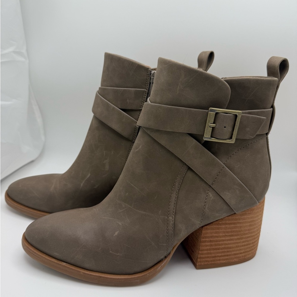 NEW Korks by Kork Ease Joelle Boots Chunky Heel Size 8.5 Light Brown